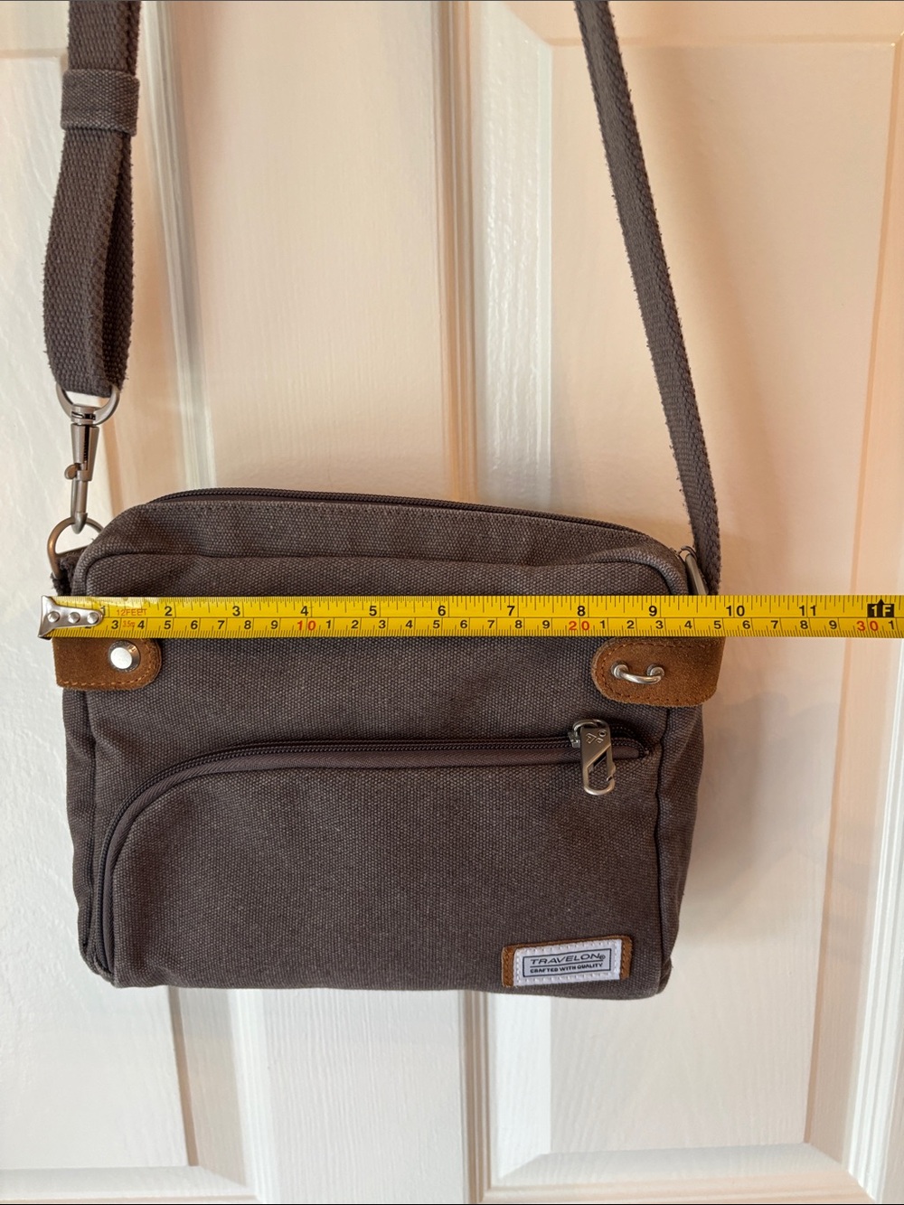 *NWOT* Travelon Brown Canvas Crossbody Bag - Picture 9 of 11